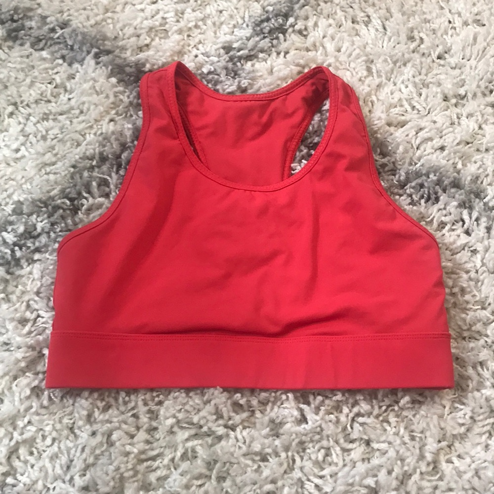 Fabletics sports bra with pocket